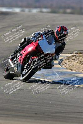 media/Jan-09-2022-SoCal Trackdays (Sun) [[2b1fec8404]]/Turns 9 and 8 (920am)/